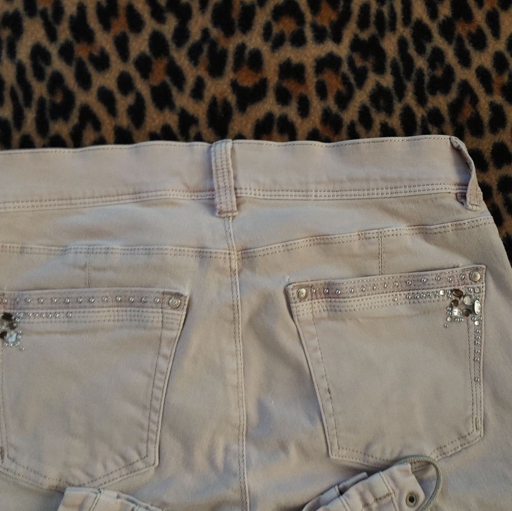 White House Black Market jeans. SIZE 4 - Picture 4 of 8